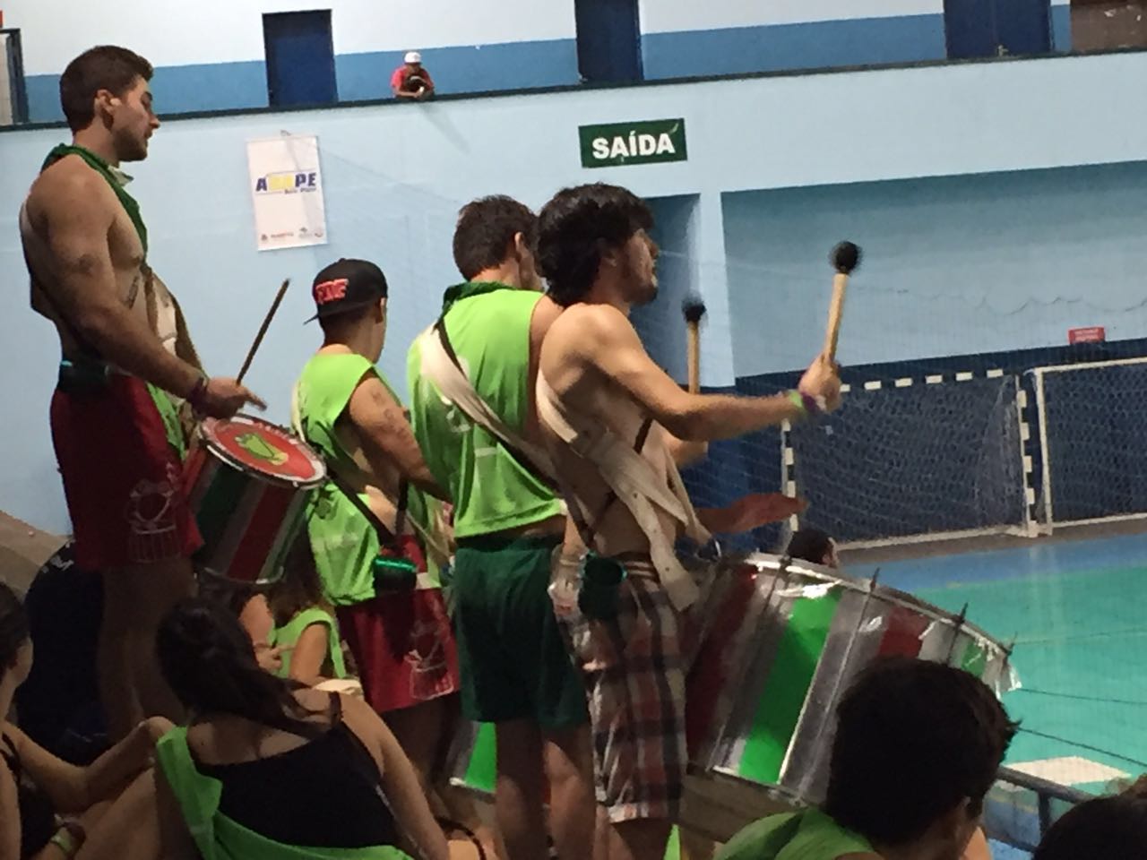 A bateria esteve presente para apoiar o time do Brejo (Foto: Reprodução)